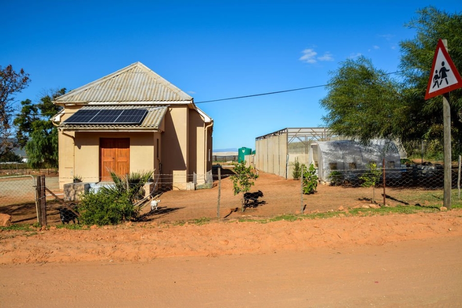 1 Bedroom Property for Sale in Vredendal Rural Western Cape